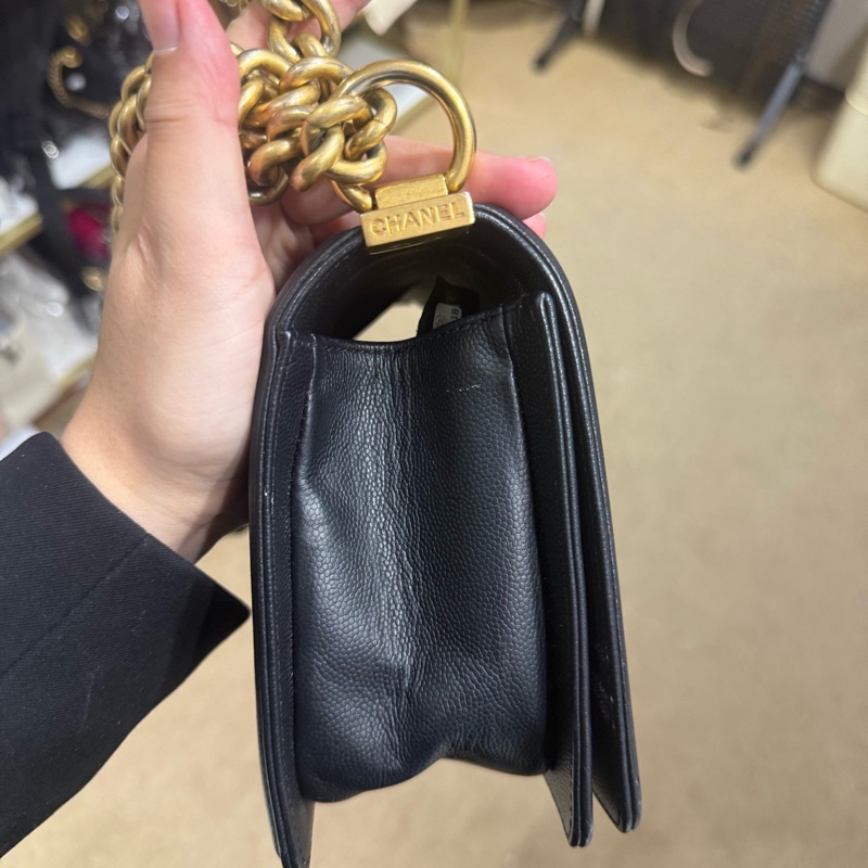 Chanel • 經典荔枝牛皮金釦Le Boy 25 中號-4