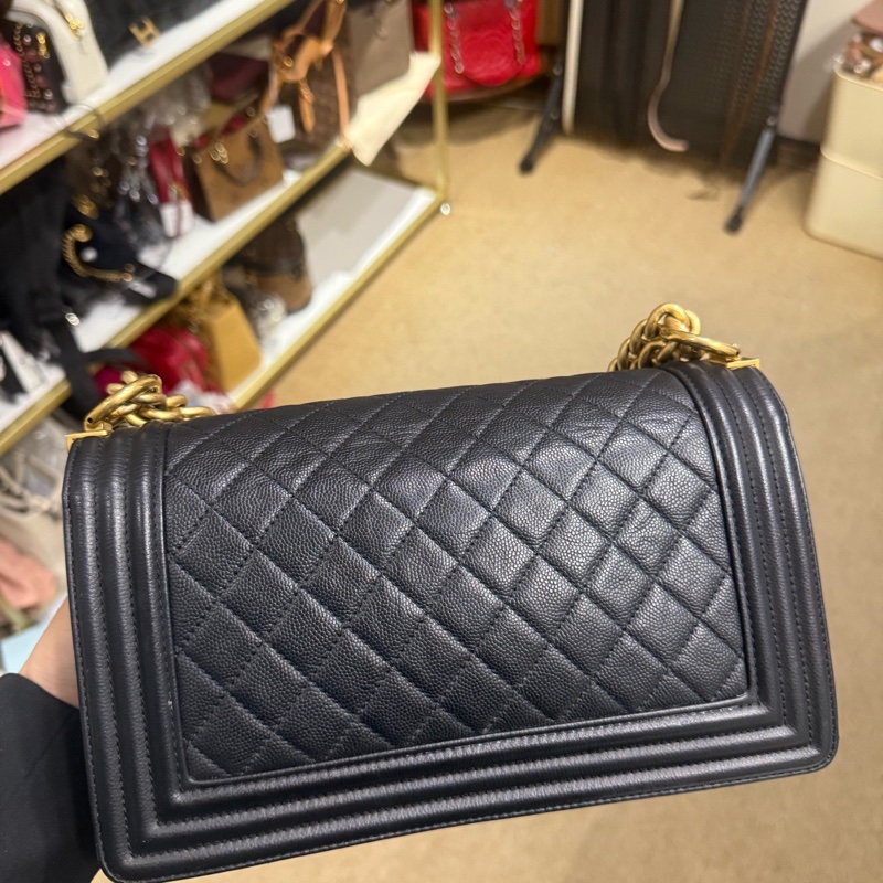 Chanel • 經典荔枝牛皮金釦Le Boy 25 中號-7