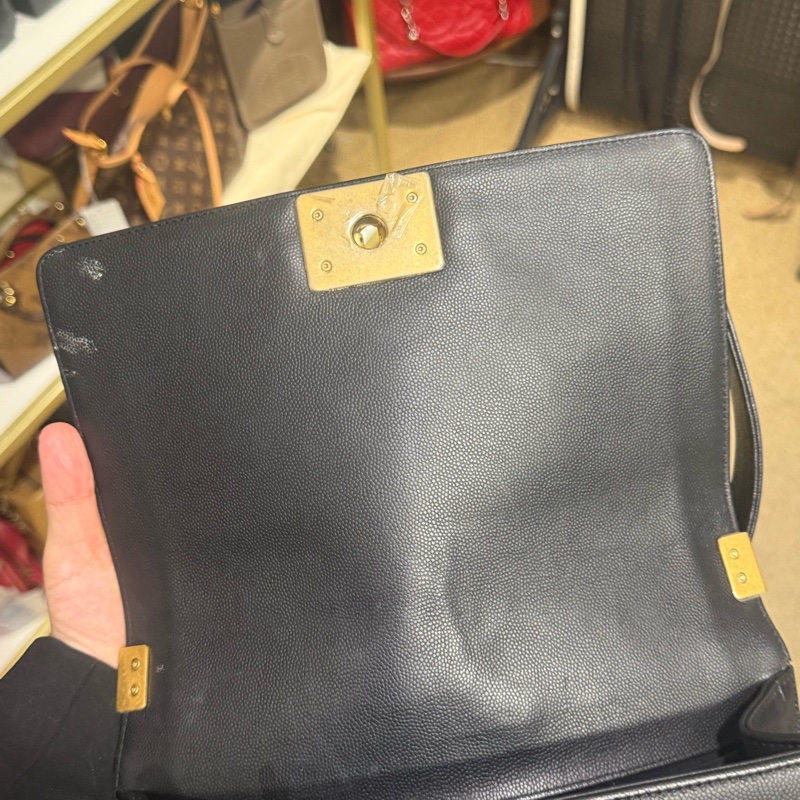 Chanel • 經典荔枝牛皮金釦Le Boy 25 中號-16