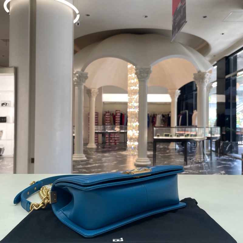 Chanel • 經典松石藍山形紋牛皮Le Boy 25 中號 全配有卡-4