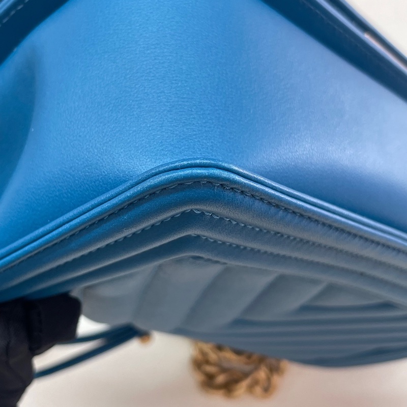 Chanel • 經典松石藍山形紋牛皮Le Boy 25 中號 全配有卡-13