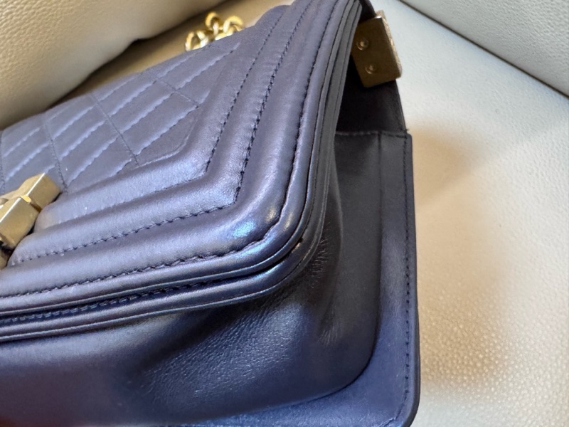 Chanel • 經典深灰金釦羊皮Le Boy 20 小號有購證-18
