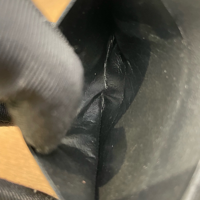 Chanel • 經典大Logo荔枝牛皮對折短夾 男款 全配有盒-14