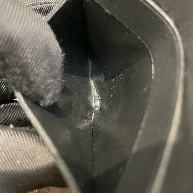 Chanel • 經典大Logo荔枝牛皮對折短夾 男款 全配有盒-15