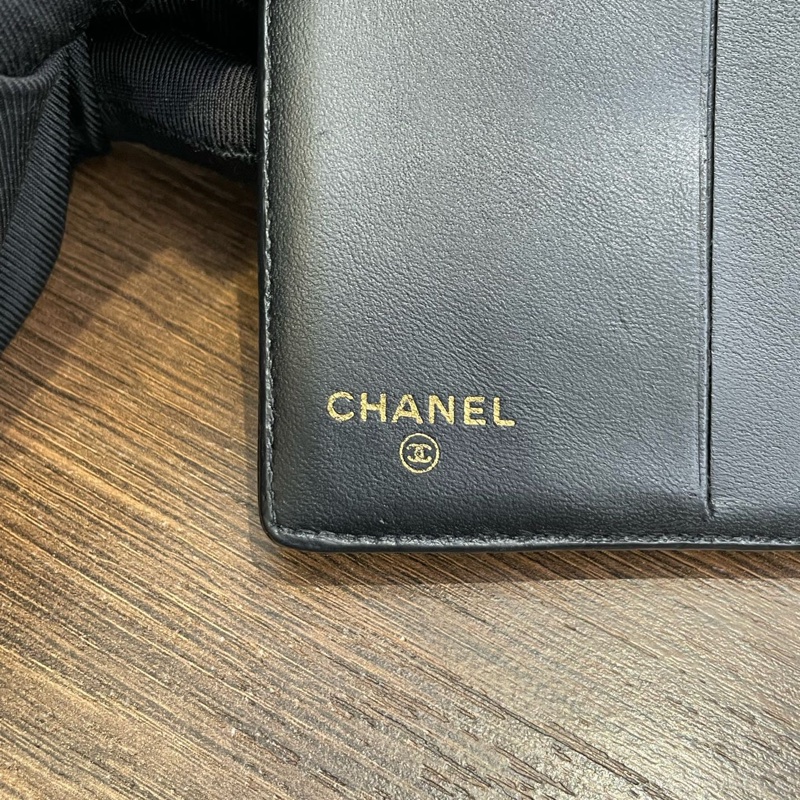 Chanel • 經典大Logo荔枝牛皮對折短夾 男款 全配有盒-23