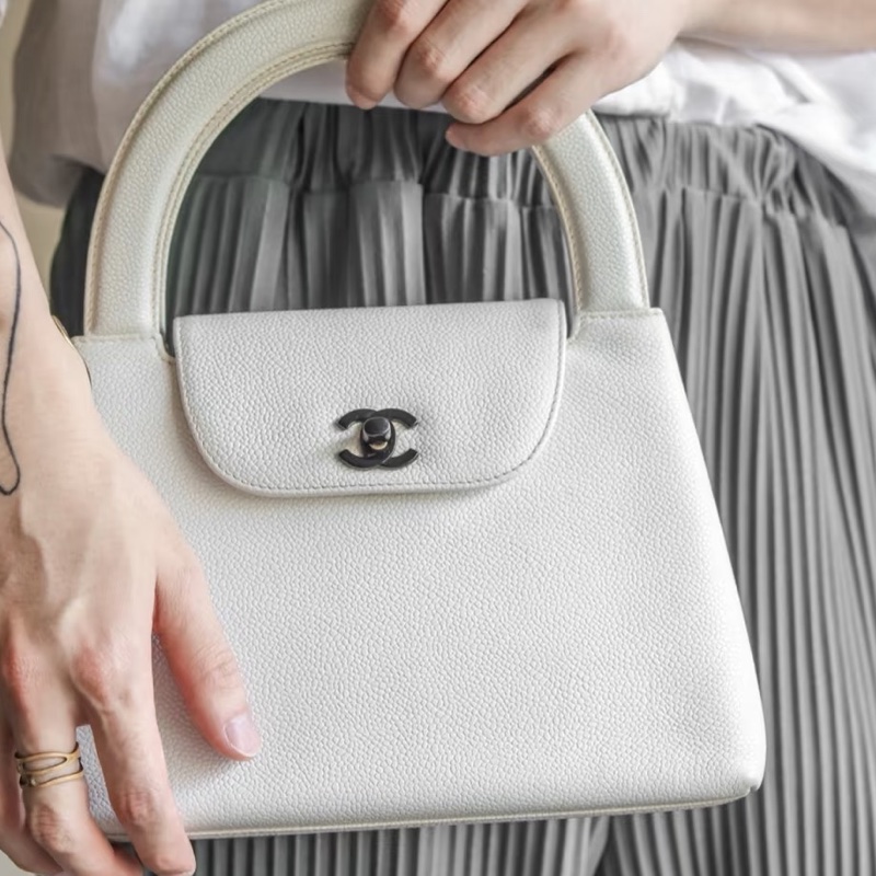 Chanel • 稀有熊貓配色Kelly手提包 So Black-2