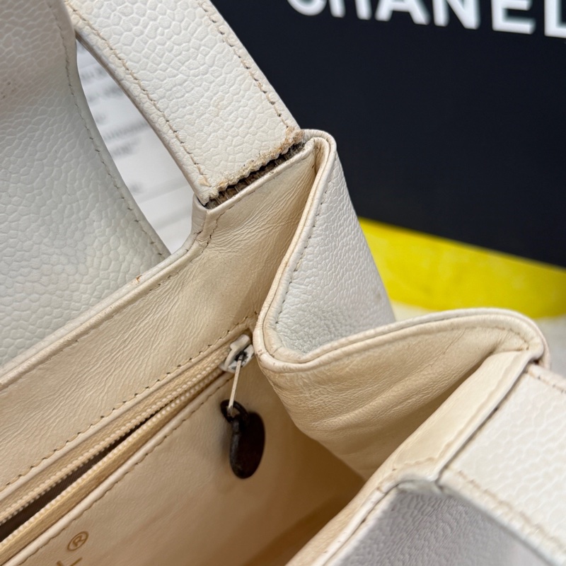 Chanel • 稀有熊貓配色Kelly手提包 So Black-9