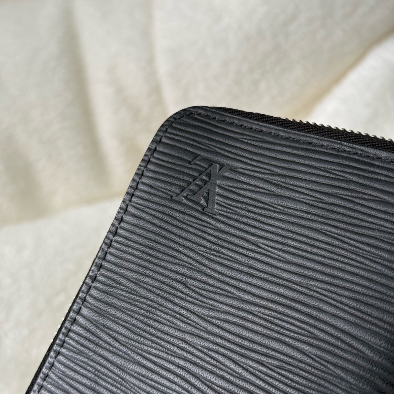 Lv 黑EPI水波紋拉鍊長夾-5