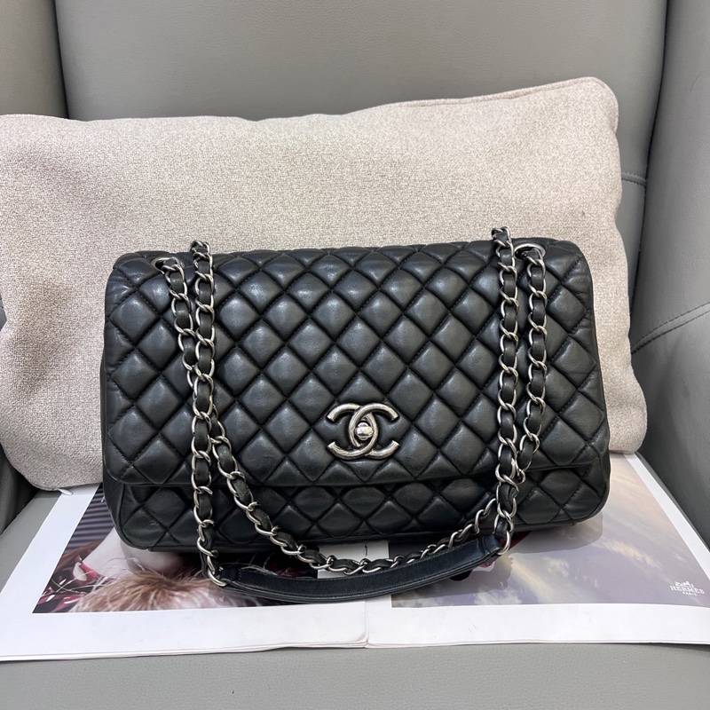 Chanel • 黑銀泡芙牛皮Cf 機場包-3