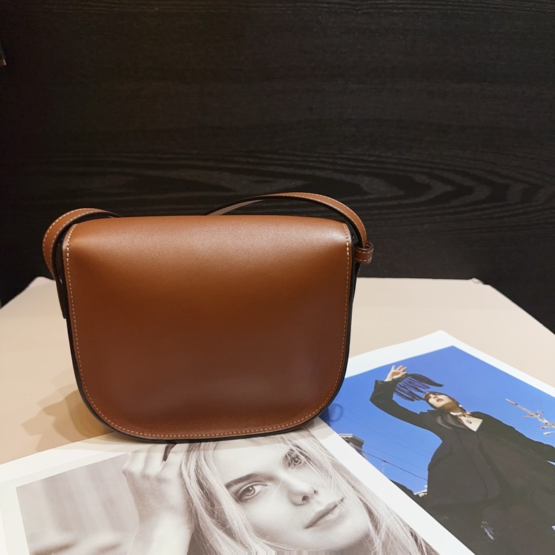 Celine 咖牛皮cuir triomphe folco-1