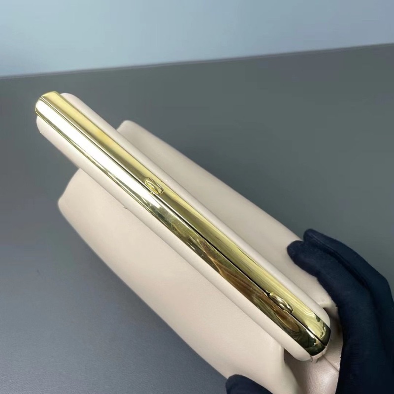 Fendi First F形秀場同款 First夾子包雲朵餃子包有肩帶 手拿肩背均可 22*17*9 9新 配件塵袋-3