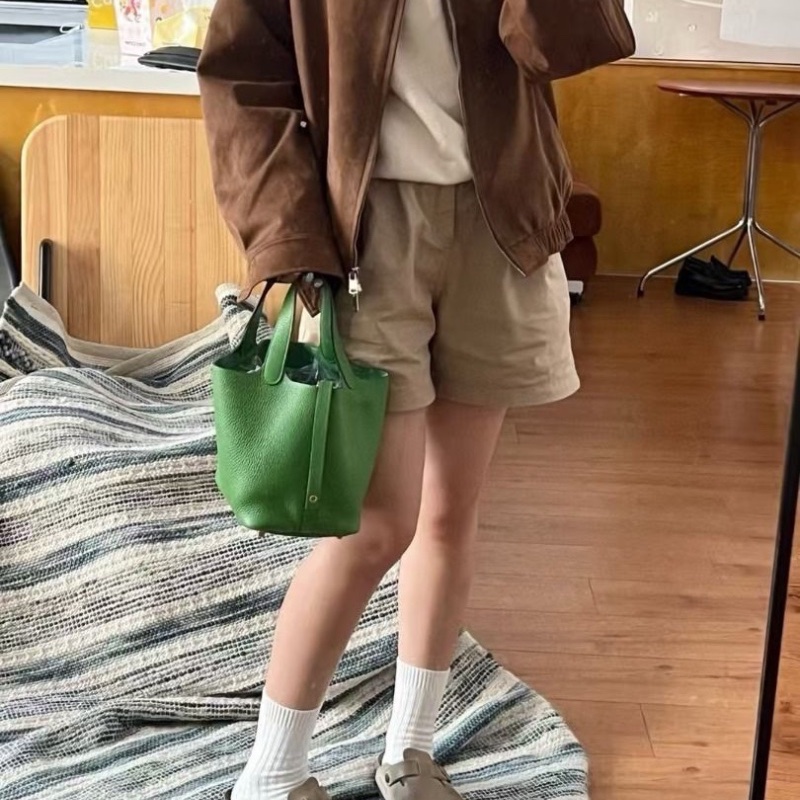 HERMES 絲蘭綠拼佛羅里達藍 銀扣菜籃子18手提袋 18*18*13 9新 配件盒子大小塵袋鎖鑰匙-0