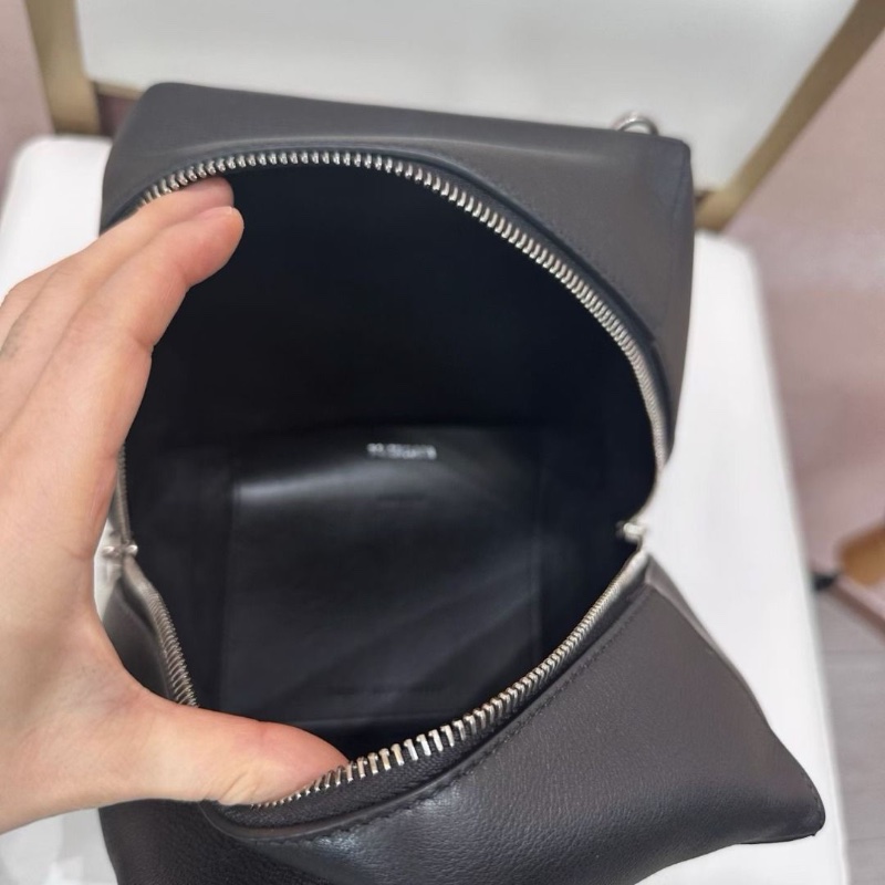 Balenciaga 黑色骰子包手提肩背包16*16*16  95新 配件塵袋-3