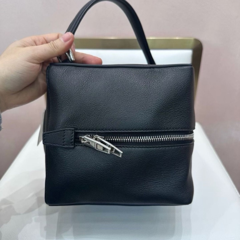 Balenciaga 黑色骰子包手提肩背包16*16*16  95新 配件塵袋-8