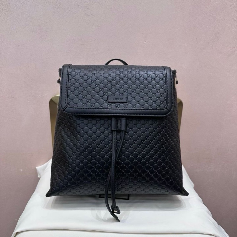 Gucci 黑色雙G壓紋牛皮後背包 30*27  95新 配件塵袋-1