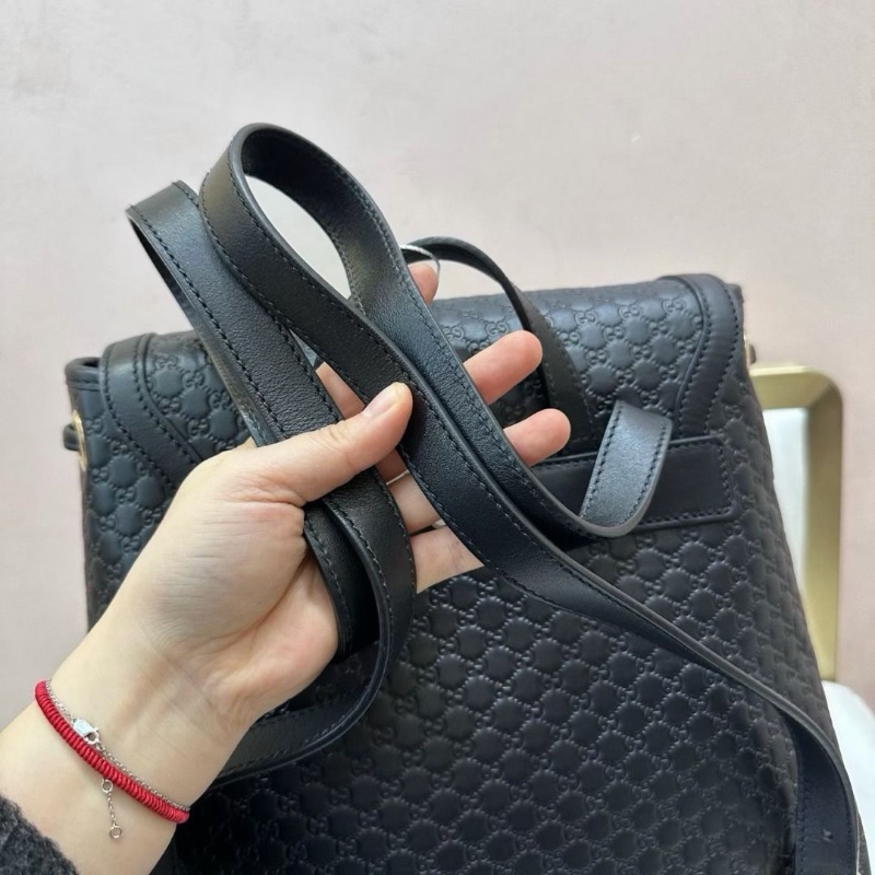 Gucci 黑色雙G壓紋牛皮後背包 30*27  95新 配件塵袋-3