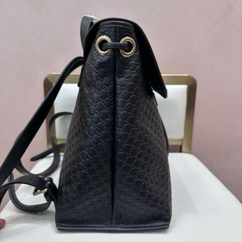 Gucci 黑色雙G壓紋牛皮後背包 30*27  95新 配件塵袋-9