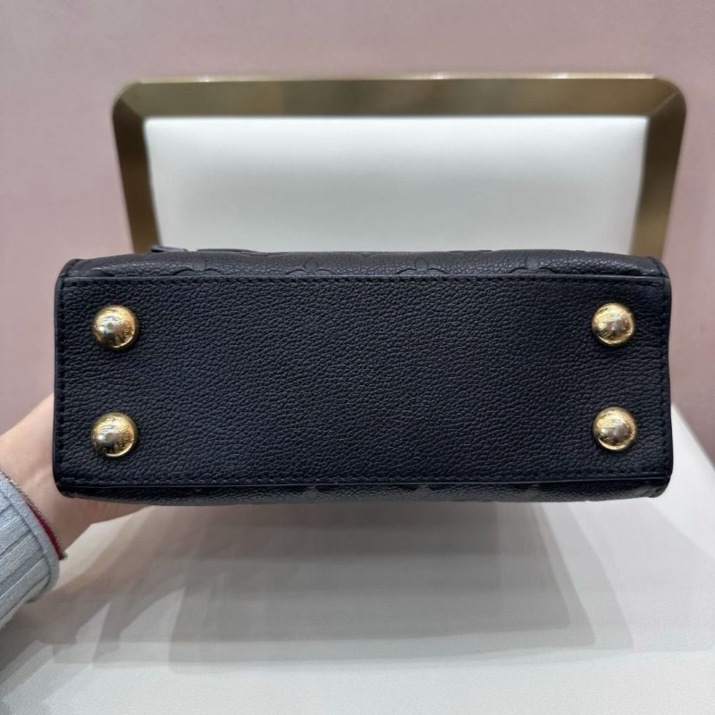 LV Pont Neuf mini 黑色壓花全皮托特包21*18 9新 配件肩帶塵袋-4