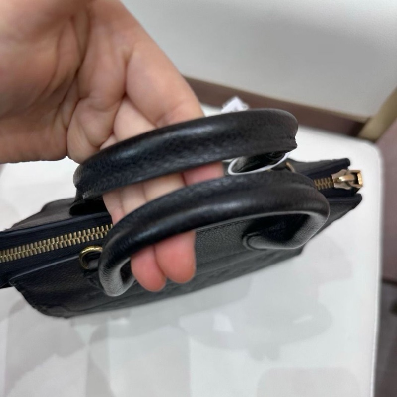 LV Pont Neuf mini 黑色壓花全皮托特包21*18 9新 配件肩帶塵袋-7