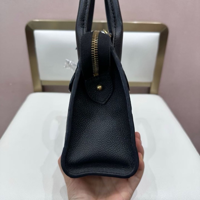 LV Pont Neuf mini 黑色壓花全皮托特包21*18 9新 配件肩帶塵袋-8