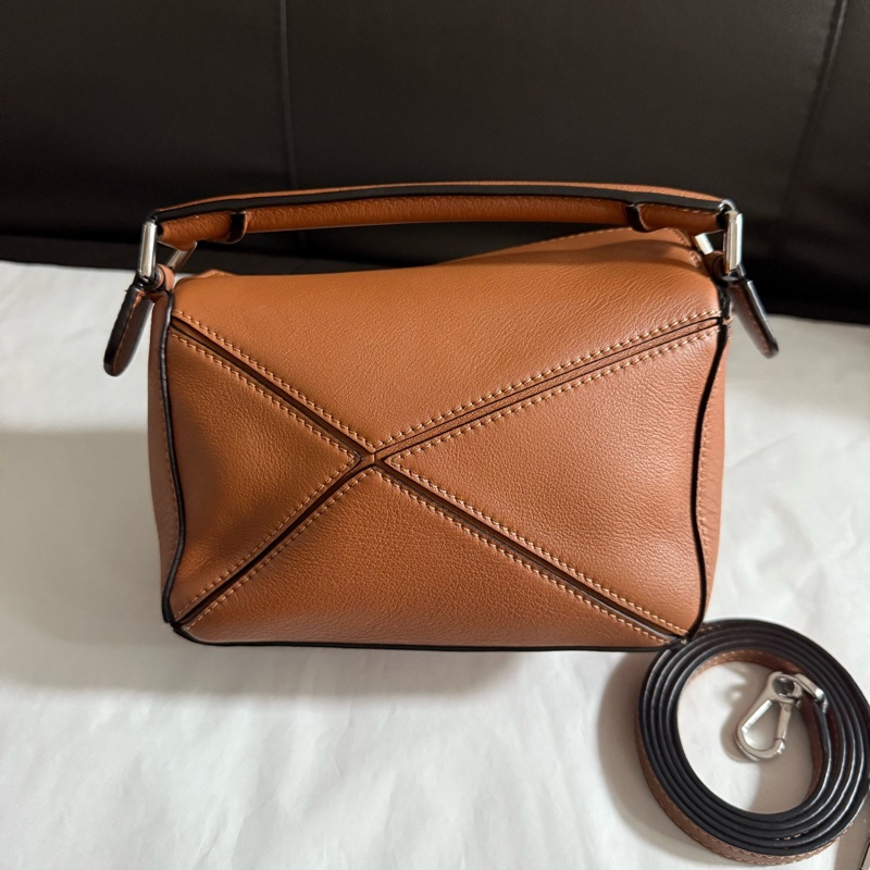 Loewe羅意威 99 新 焦糖色puzzle迷你mini幾何包手提單肩斜挎包 22 年-1