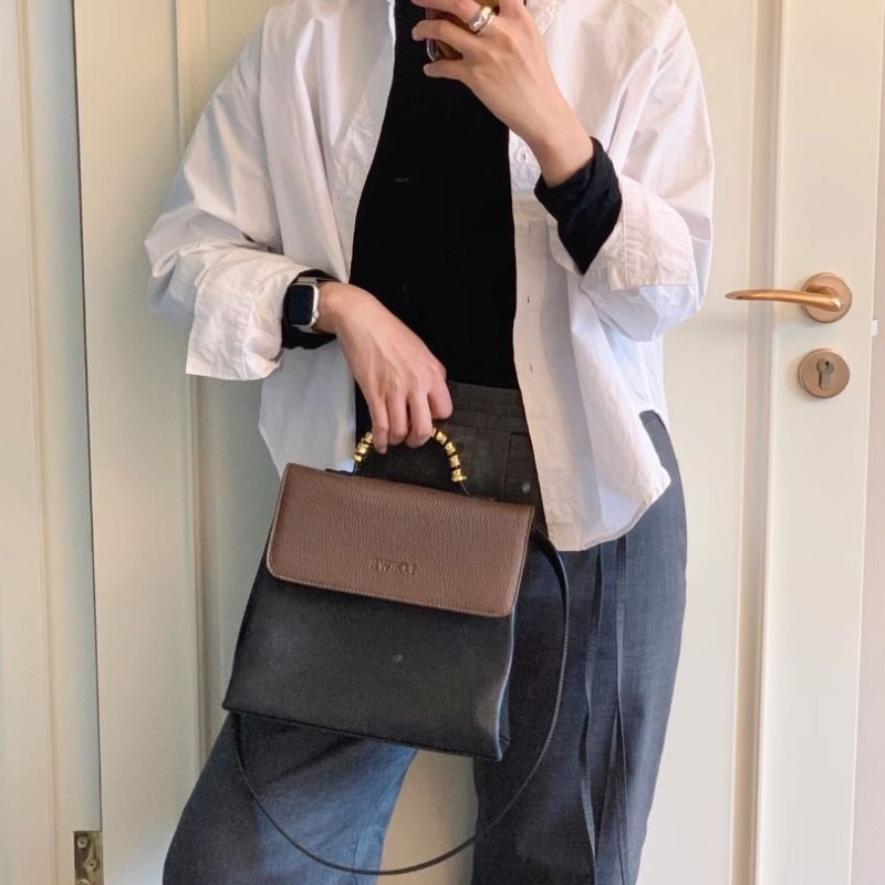 Loewe 中古 小號 蛇骨包 黑色拼棕色 金色手柄 26x9x21  9新 配件塵袋-0