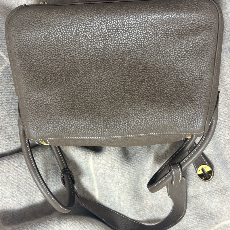 ［二手正貨］Hermes Lindy 26 大象灰金扣-4