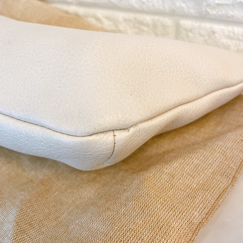 出清價專櫃熱賣款正品✨ GUCCI 古馳 經典印花LOGO綠紅綠條紋設計牛皮拉鍊胸包/腰包(米白)-5