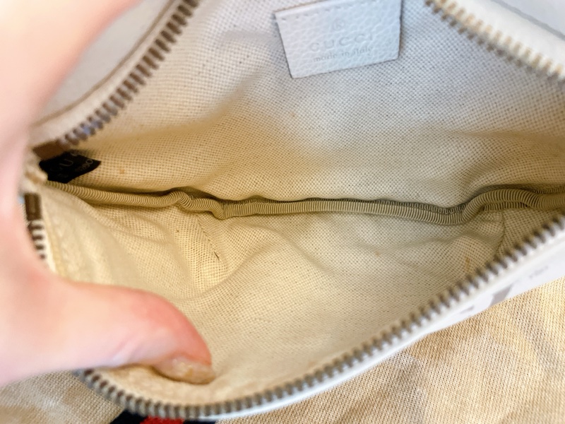 出清價專櫃熱賣款正品✨ GUCCI 古馳 經典印花LOGO綠紅綠條紋設計牛皮拉鍊胸包/腰包(米白)-19