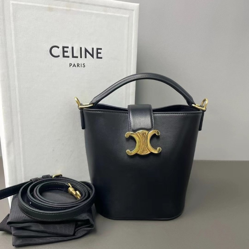 Celine 新款mini bucket Louise全皮黑金薯條小水桶包 13*15.5*10 9新 配件肩帶 塵袋 盒子-2