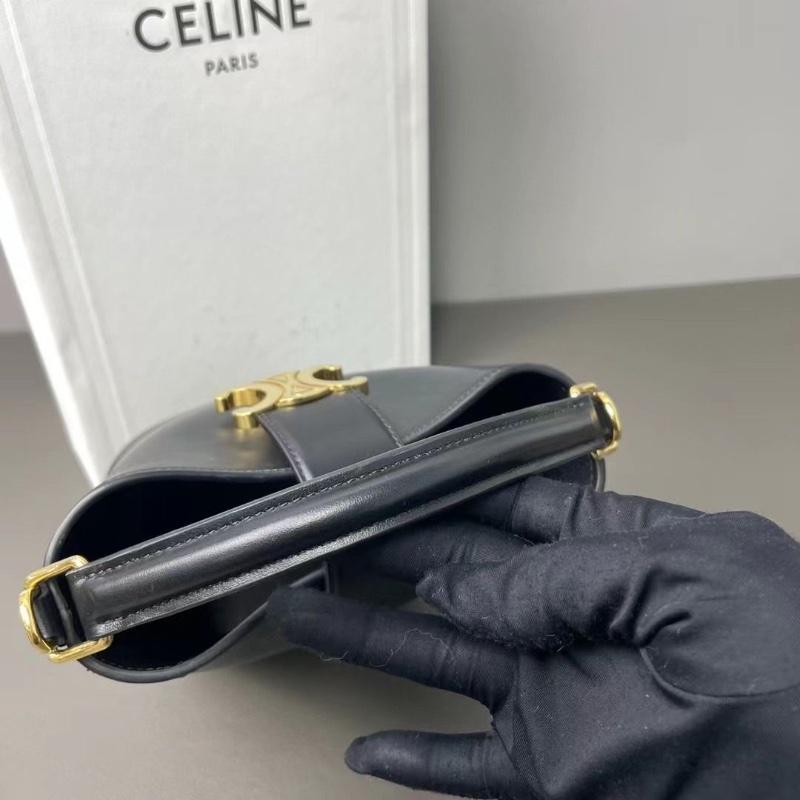 Celine 新款mini bucket Louise全皮黑金薯條小水桶包 13*15.5*10 9新 配件肩帶 塵袋 盒子-6