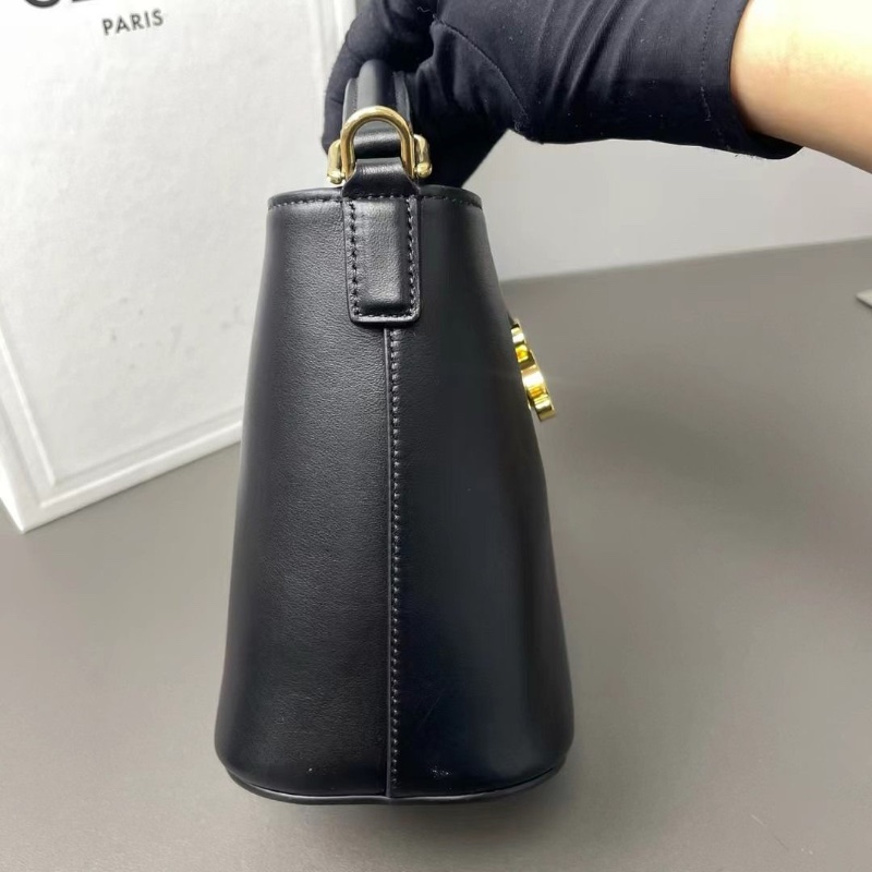 Celine 新款mini bucket Louise全皮黑金薯條小水桶包 13*15.5*10 9新 配件肩帶 塵袋 盒子-8