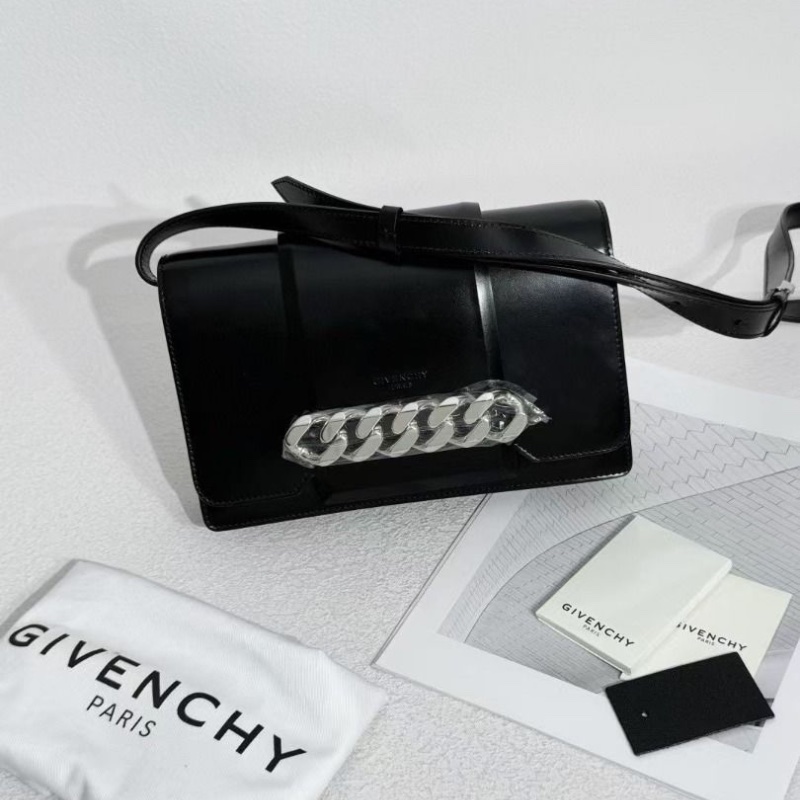 Givenchy Infinity Flag Box皮 黑銀肩背包25*16cm  95新 配件塵袋-1