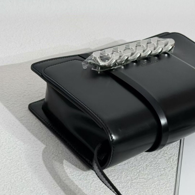 Givenchy Infinity Flag Box皮 黑銀肩背包25*16cm  95新 配件塵袋-4