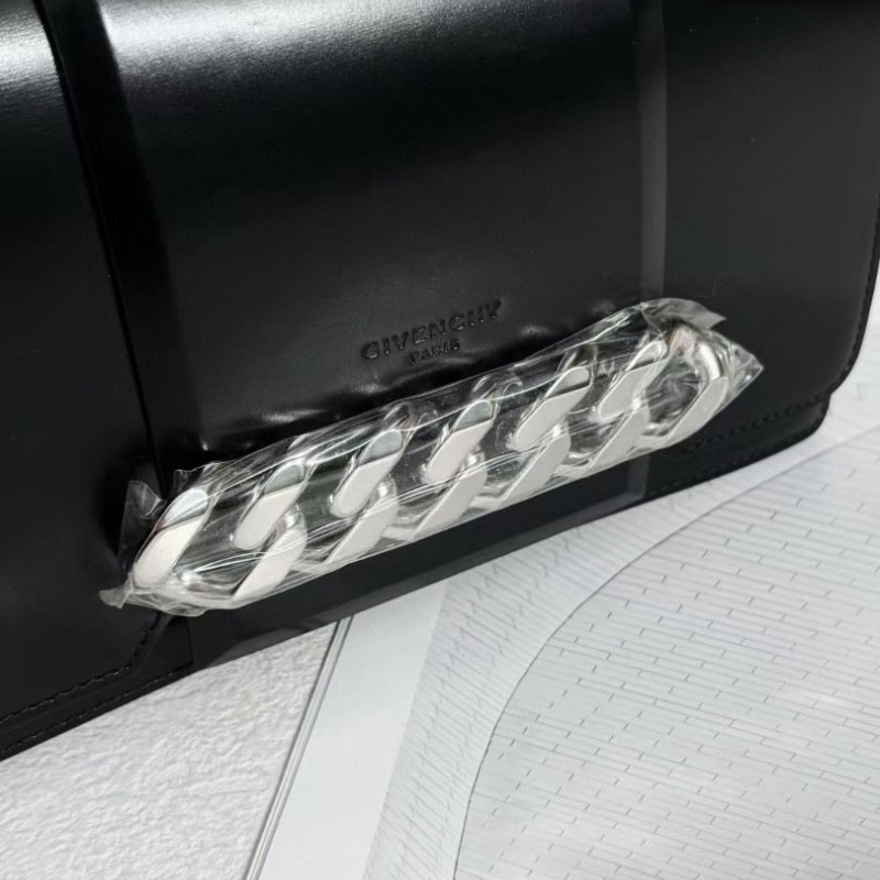 Givenchy Infinity Flag Box皮 黑銀肩背包25*16cm  95新 配件塵袋-6