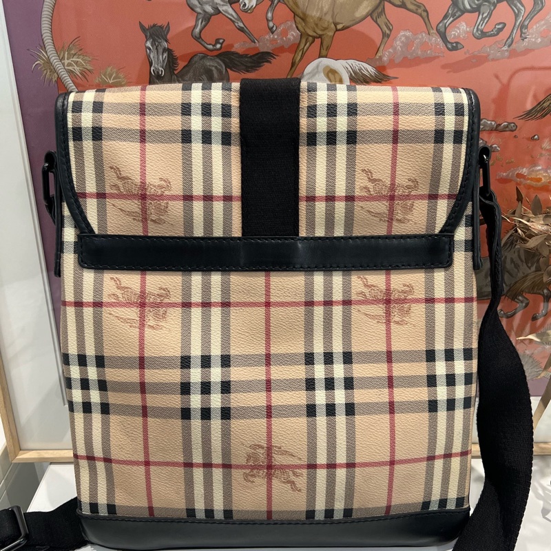 burberry/巴寶莉 經典戰馬紋單肩斜挎包 男女同款 29×33-1