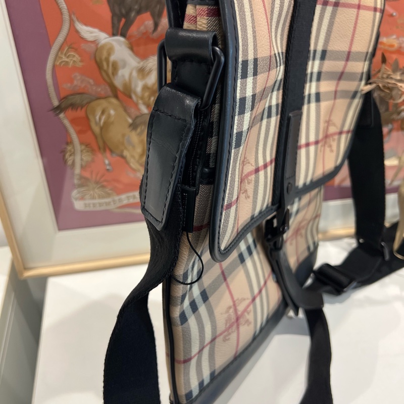 burberry/巴寶莉 經典戰馬紋單肩斜挎包 男女同款 29×33-2