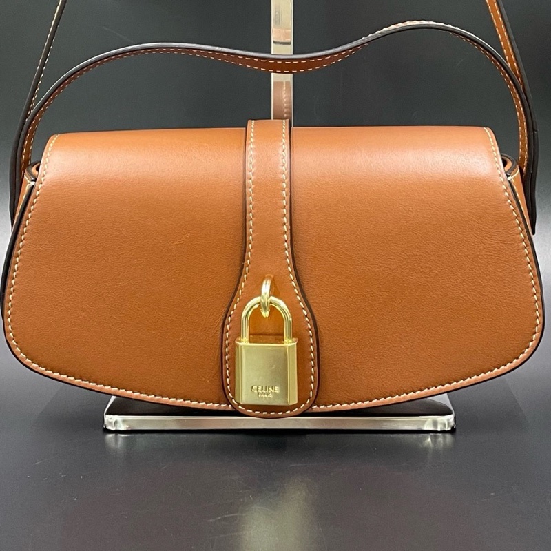 賽琳/Celine焦糖色全皮鎖頭單肩包 19*10 22年  🈚附件-0