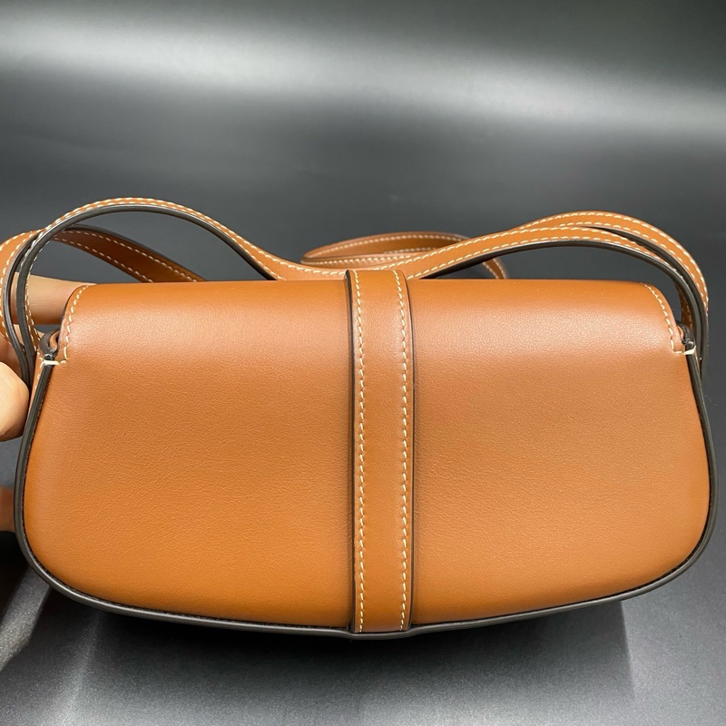 賽琳/Celine焦糖色全皮鎖頭單肩包 19*10 22年  🈚附件-2