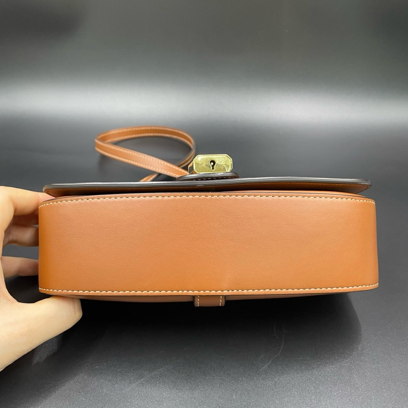 賽琳/Celine焦糖色全皮鎖頭單肩包 19*10 22年  🈚附件-3