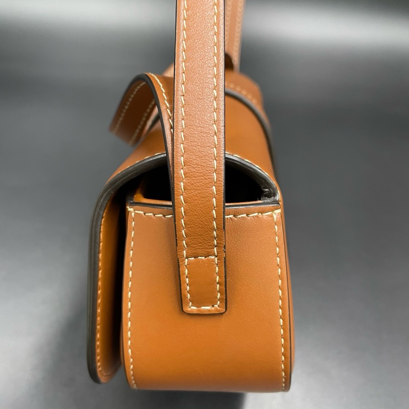 賽琳/Celine焦糖色全皮鎖頭單肩包 19*10 22年  🈚附件-5