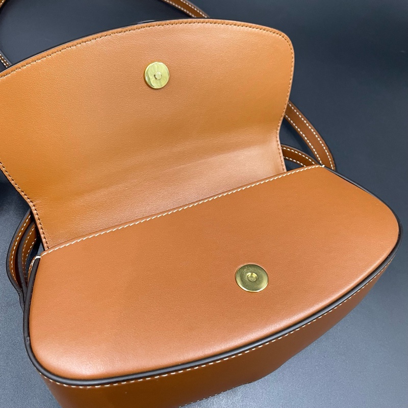 賽琳/Celine焦糖色全皮鎖頭單肩包 19*10 22年  🈚附件-7