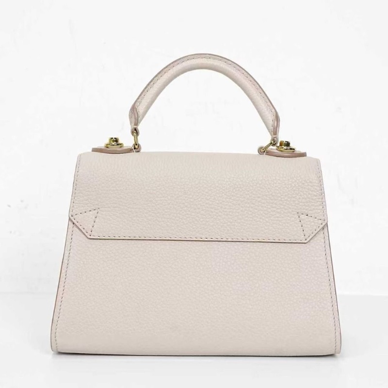 LV TWIST ONE HANDLE 小號 奶茶色斜背包25*17*11cm 95新 配件塵袋 肩帶 鏡子-3