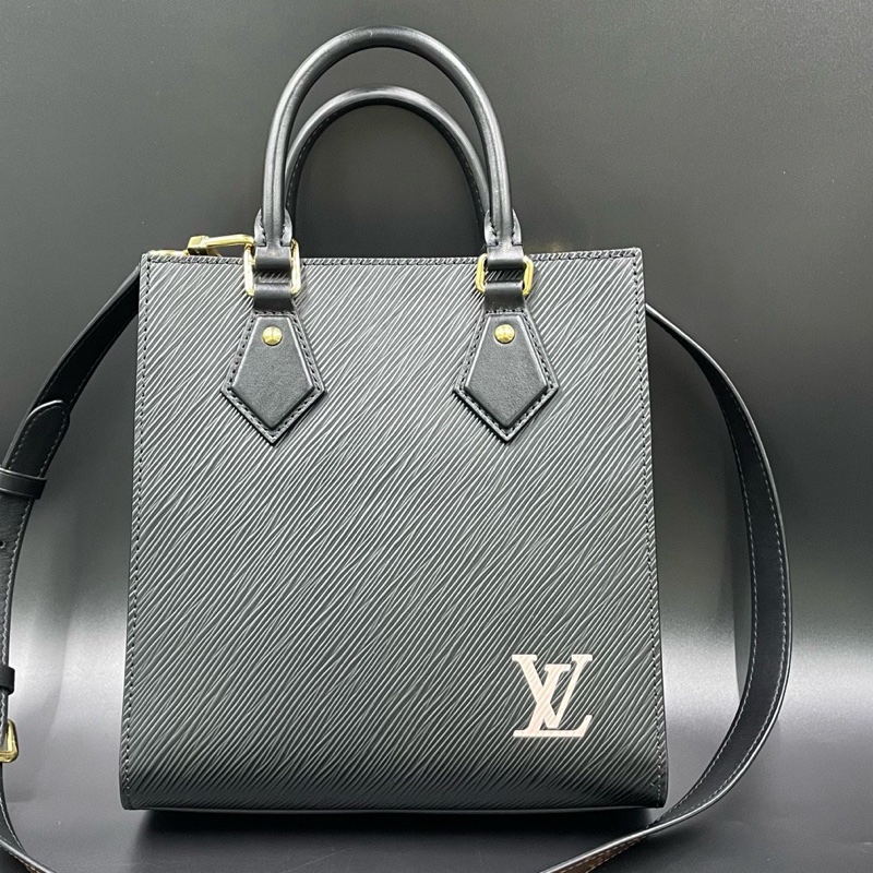 路易威登/Louis Vuitton Sac Plat Bb M20958    Epi 粒面牛皮革 21.5 x 22 x 9-0