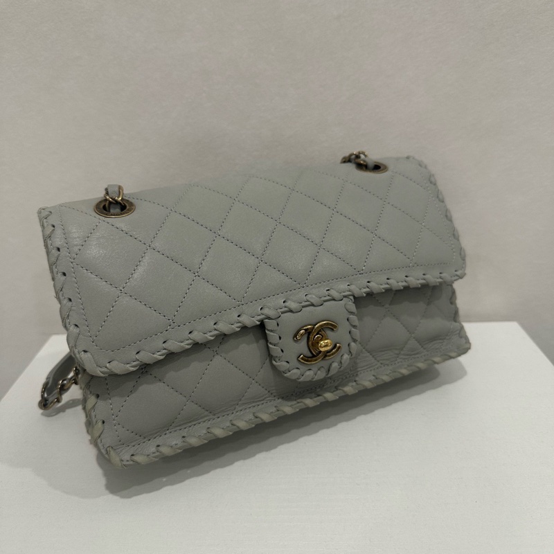 Chanel • 灰色金釦編織滾邊牛皮Cf 翻蓋包 有卡✔️-8