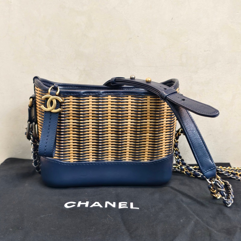 Chanel • Gabrielle 稀有藤條編織拼皮流浪包 小號-3