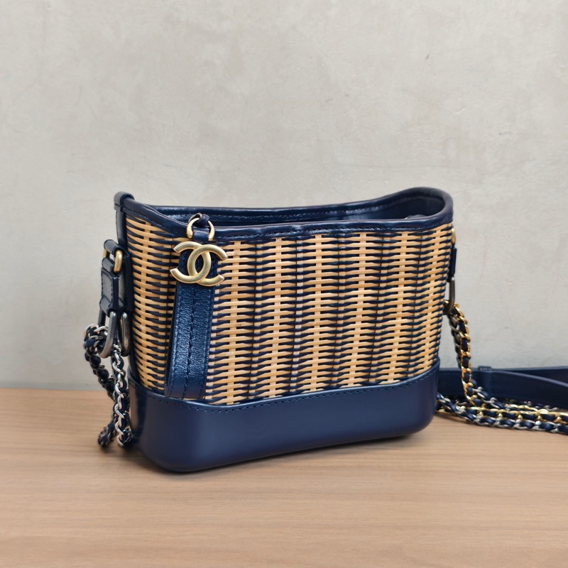 Chanel • Gabrielle 稀有藤條編織拼皮流浪包 小號-4