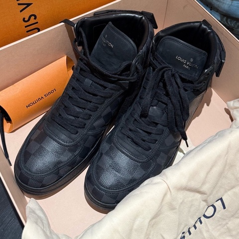 Louis Vuitton黑棋盤格高幫男鞋 8碼 42碼 附件：塵袋