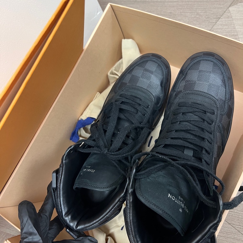 Louis Vuitton黑棋盤格高幫男鞋 8碼 42碼 附件：塵袋-1