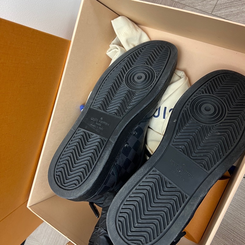 Louis Vuitton黑棋盤格高幫男鞋 8碼 42碼 附件：塵袋-3